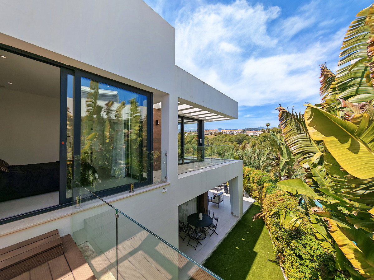 Huis te koop in Estepona | 5 slaapkamers H5367400