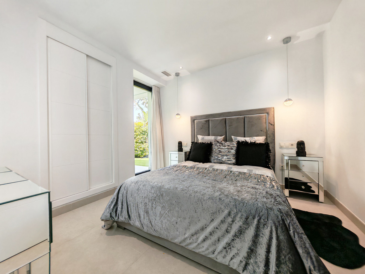 Huis te koop in Estepona | 5 slaapkamers H5367400