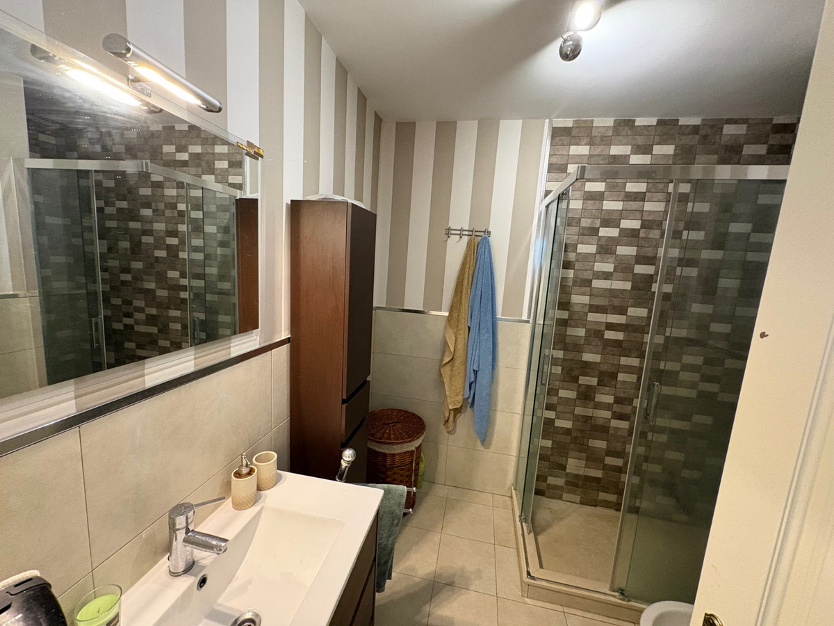 Huis te koop in Estepona | 3 slaapkamers H5367463