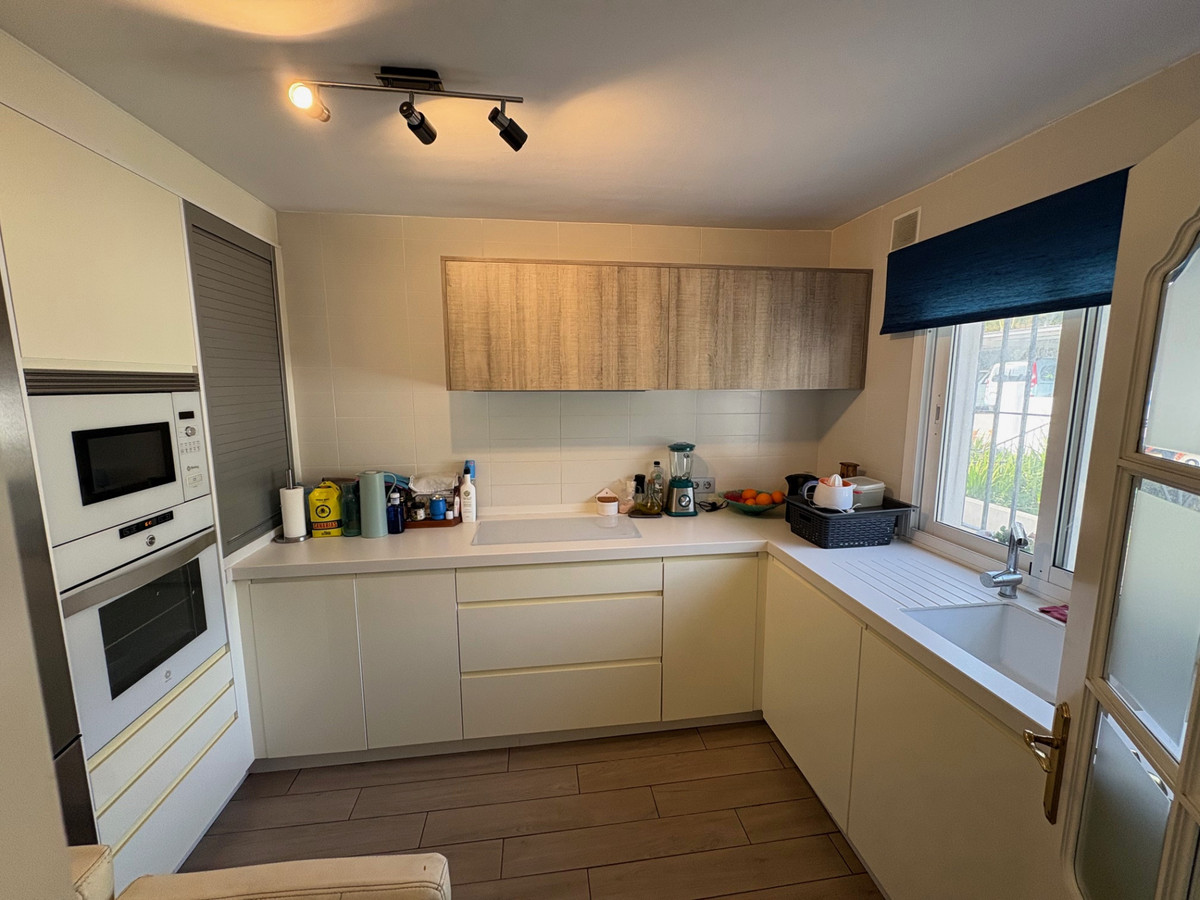 Huis te koop in Estepona | 3 slaapkamers H5367463