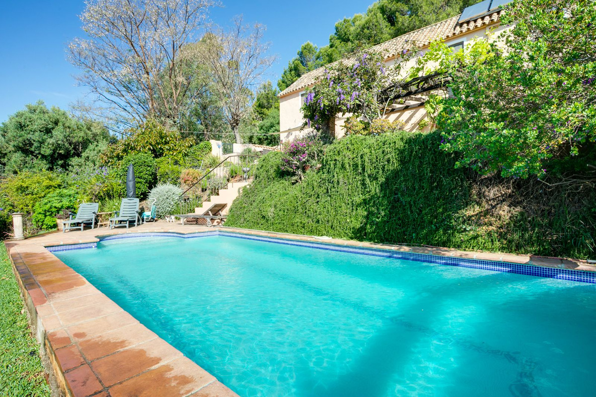 Huis te koop in Estepona | 3 slaapkamers H5371342