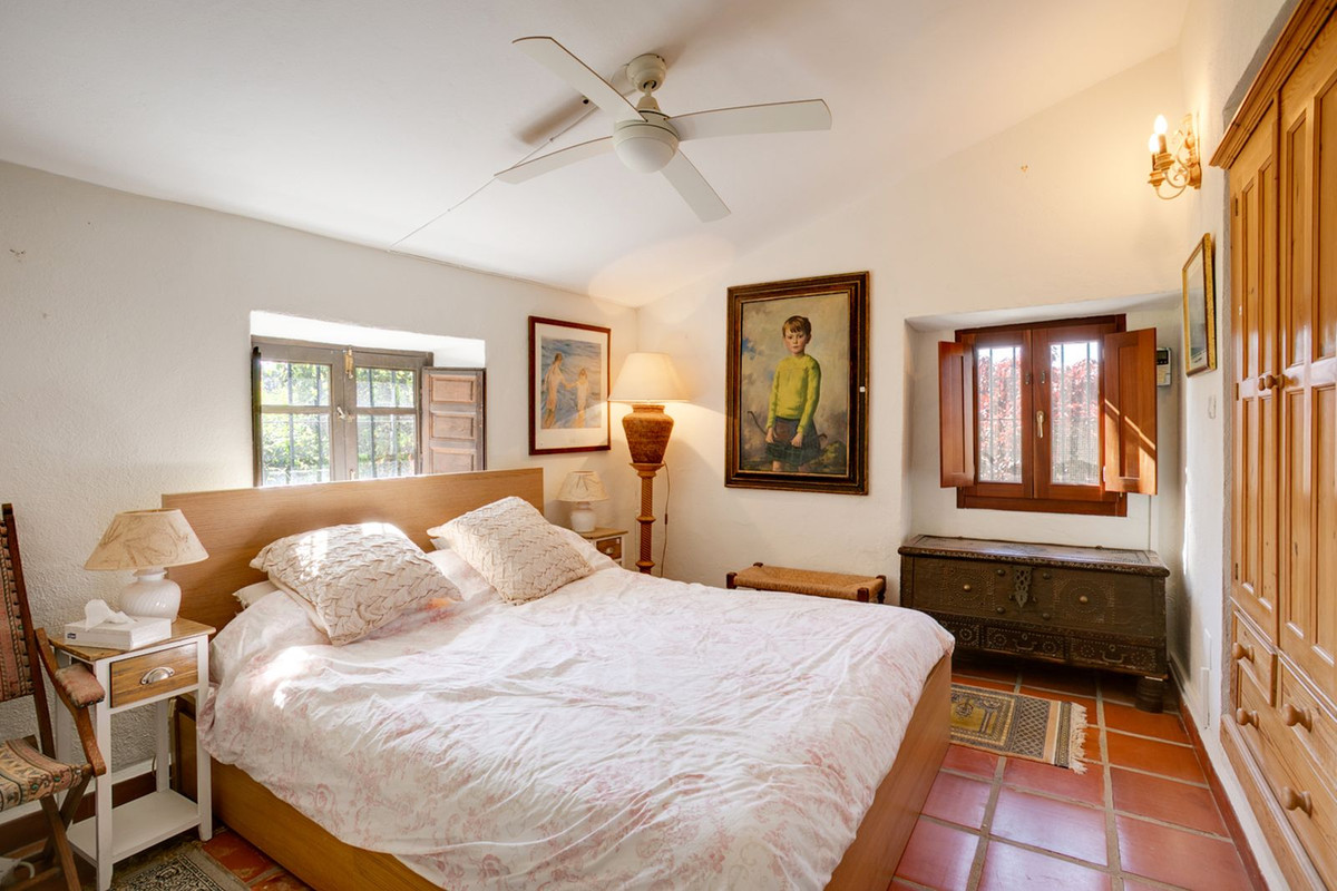 Huis te koop in Estepona | 3 slaapkamers H5371342