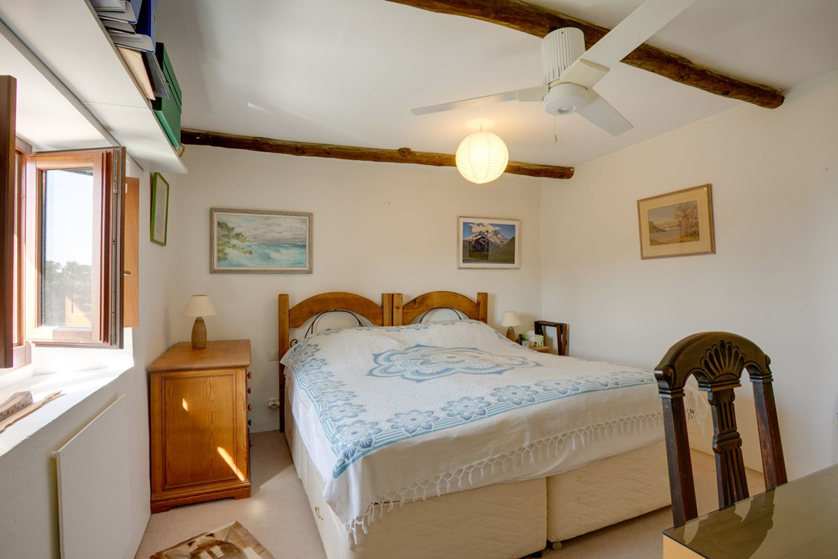 Huis te koop in Estepona | 3 slaapkamers H5371342