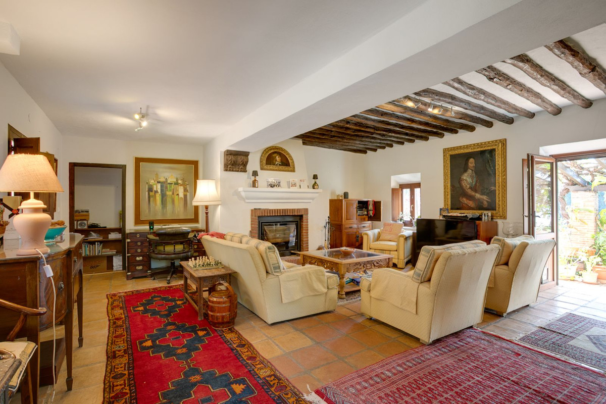 Huis te koop in Estepona | 3 slaapkamers H5371342