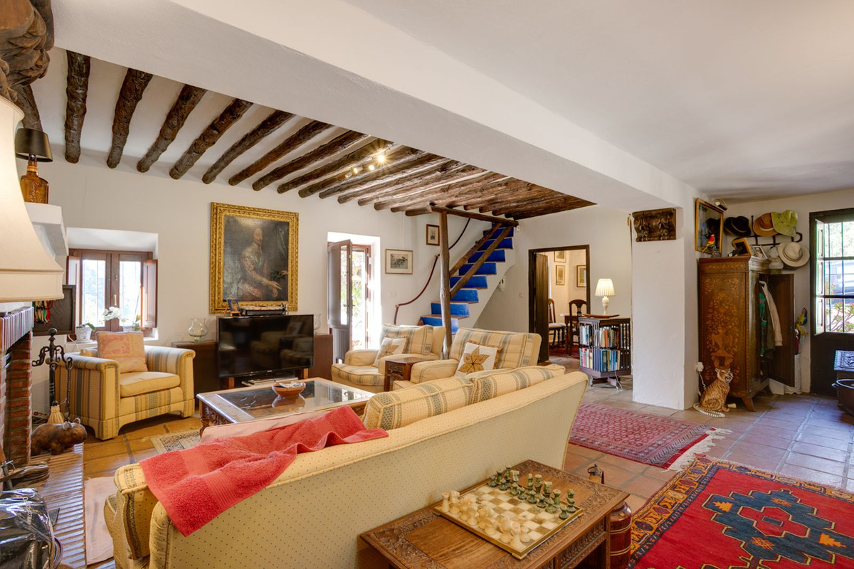 Huis te koop in Estepona | 3 slaapkamers H5371342