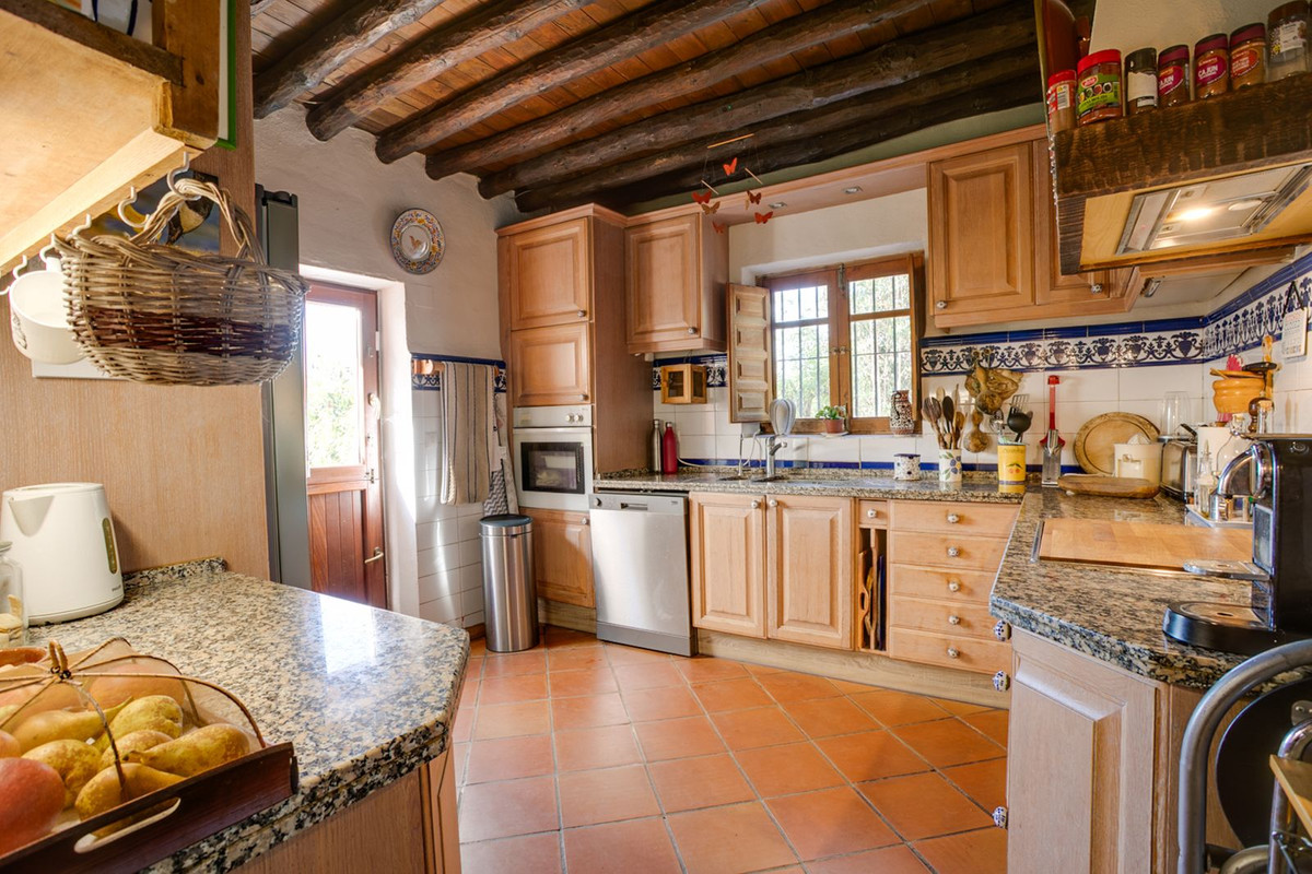 Huis te koop in Estepona | 3 slaapkamers H5371342