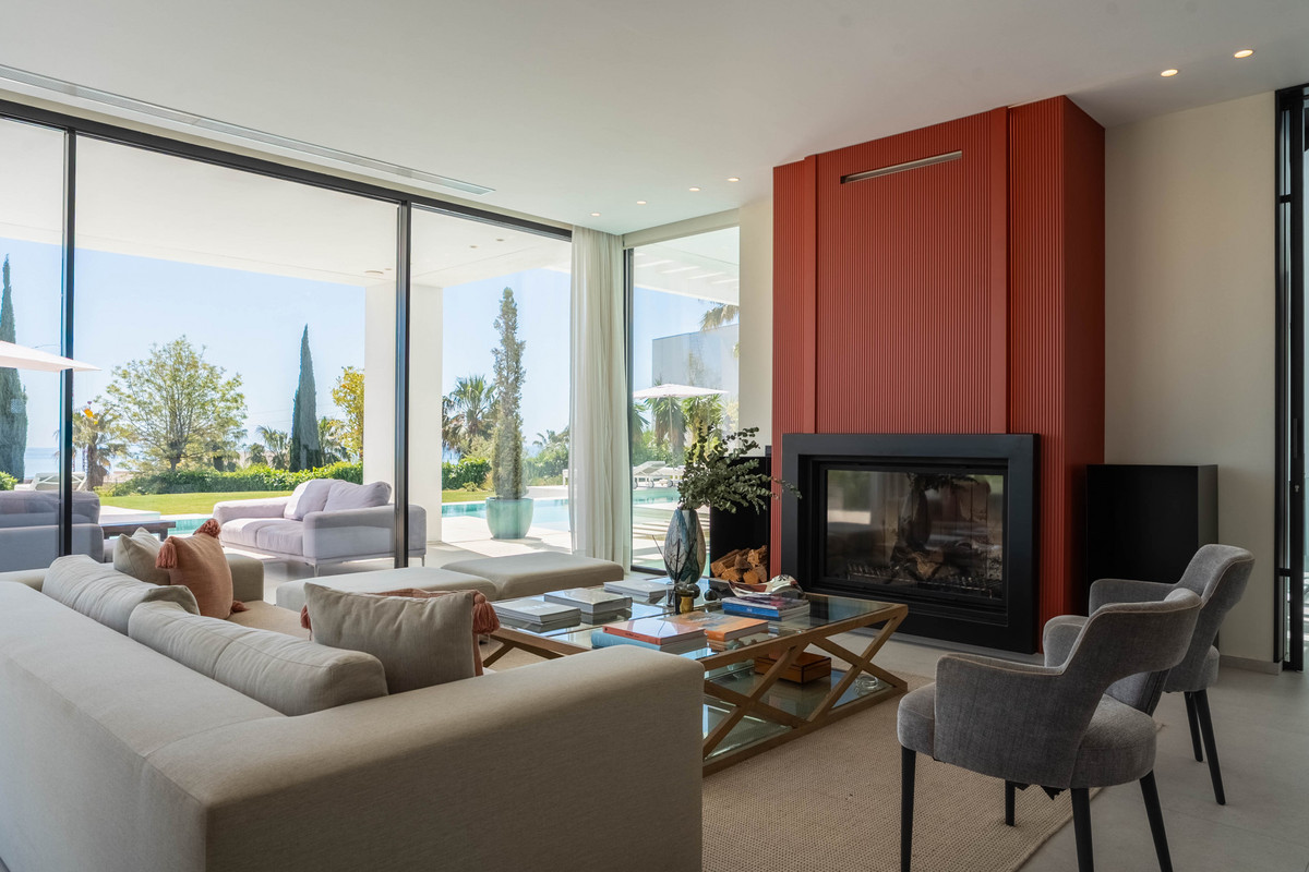 Huis te koop in Estepona | 9 slaapkamers H5372068