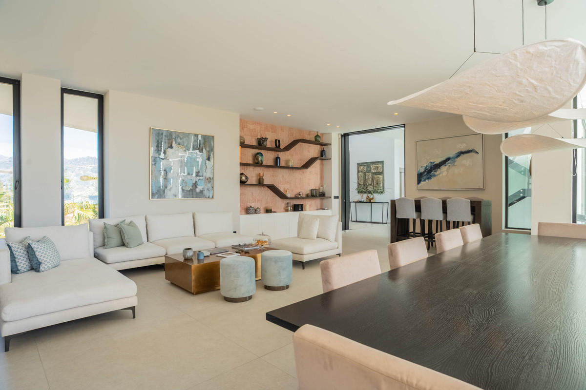 Huis te koop in Estepona | 9 slaapkamers H5372068