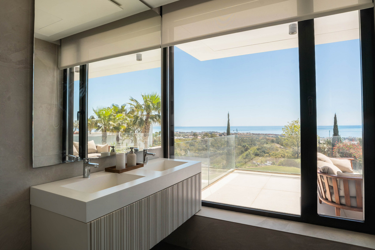 Huis te koop in Estepona | 9 slaapkamers H5372068