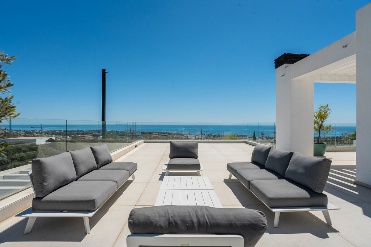 Huis te koop in Estepona | 9 slaapkamers H5372068