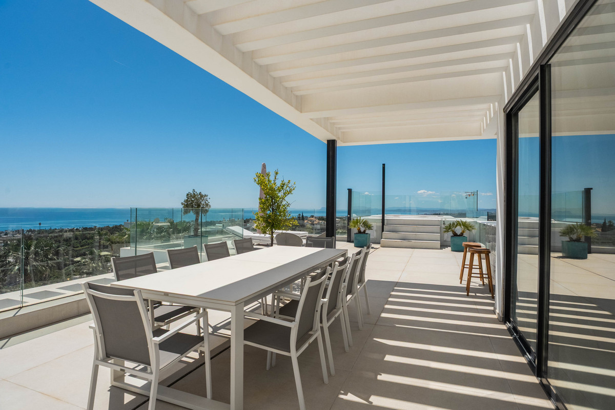 Huis te koop in Estepona | 9 slaapkamers H5372068