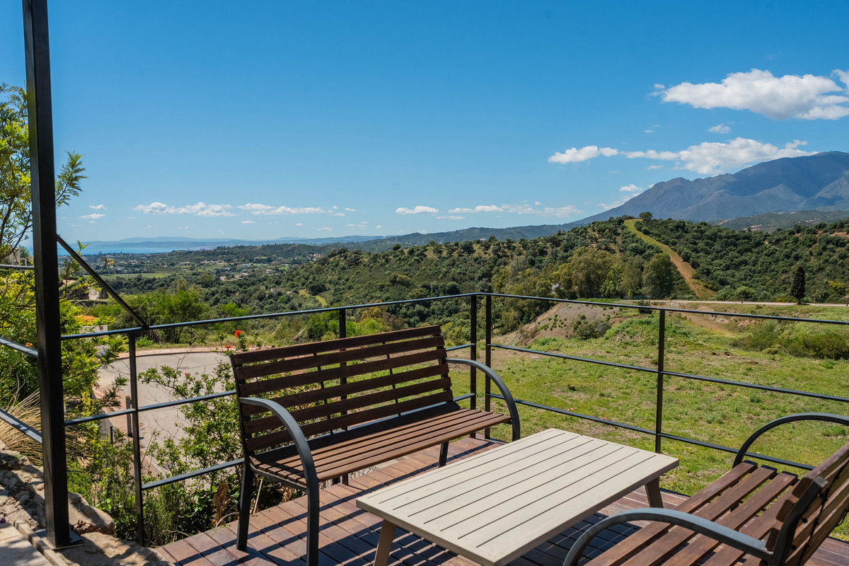 Huis te koop in Estepona | 9 slaapkamers H5372068
