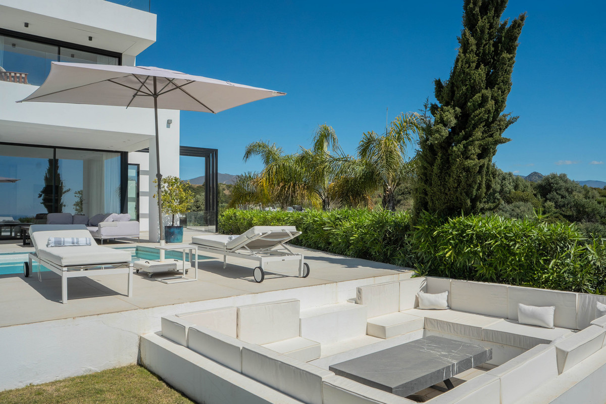 Huis te koop in Estepona | 9 slaapkamers H5372068