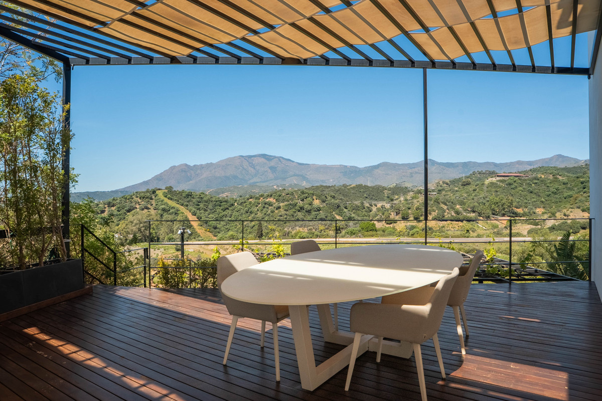Huis te koop in Estepona | 9 slaapkamers H5372068