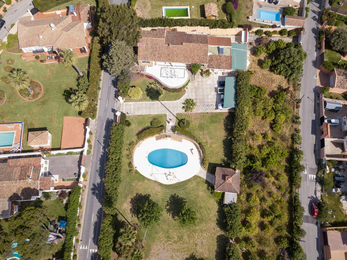 Huis te koop in Estepona | 5 slaapkamers H5373790