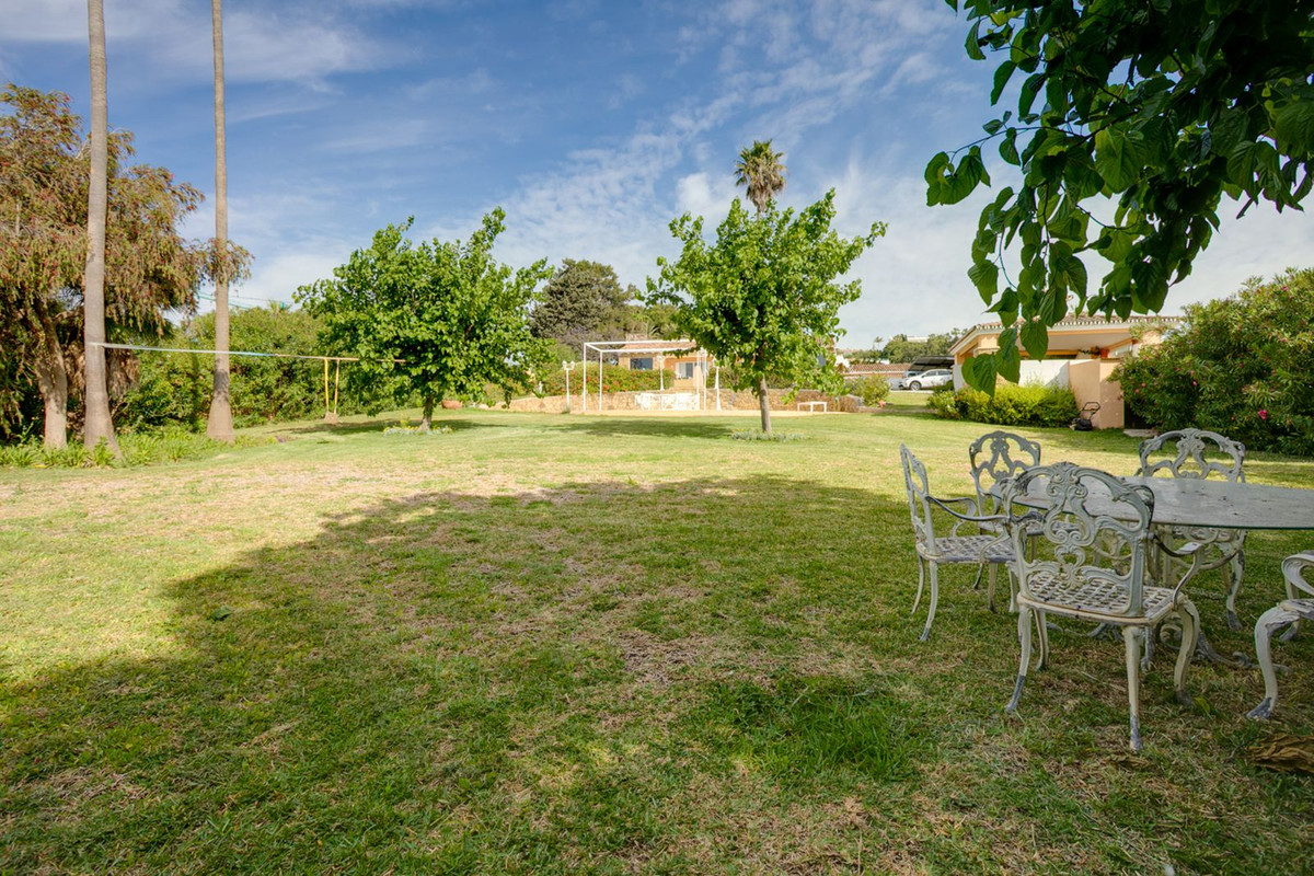 Huis te koop in Estepona | 5 slaapkamers H5373790