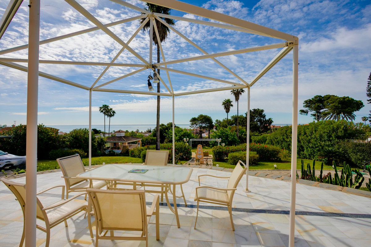 Huis te koop in Estepona | 5 slaapkamers H5373790