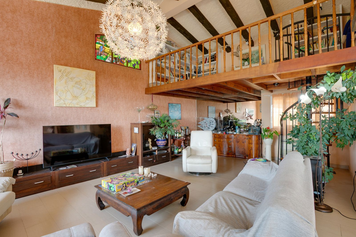 Huis te koop in Estepona | 5 slaapkamers H5373790