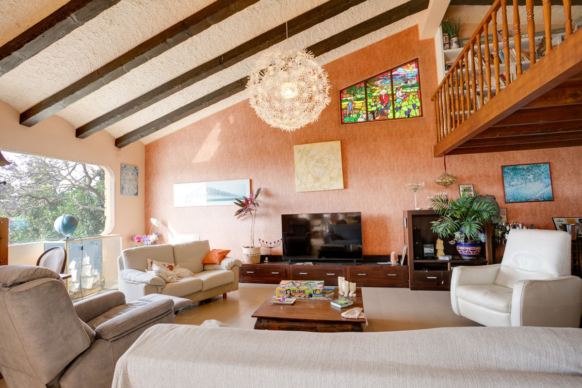 Huis te koop in Estepona | 5 slaapkamers H5373790