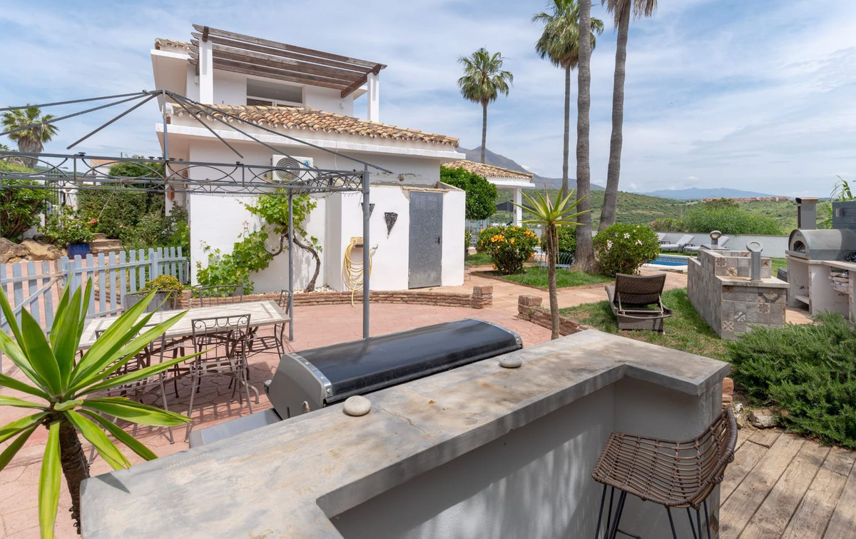 Huis te koop in Estepona | 3 slaapkamers H5373838