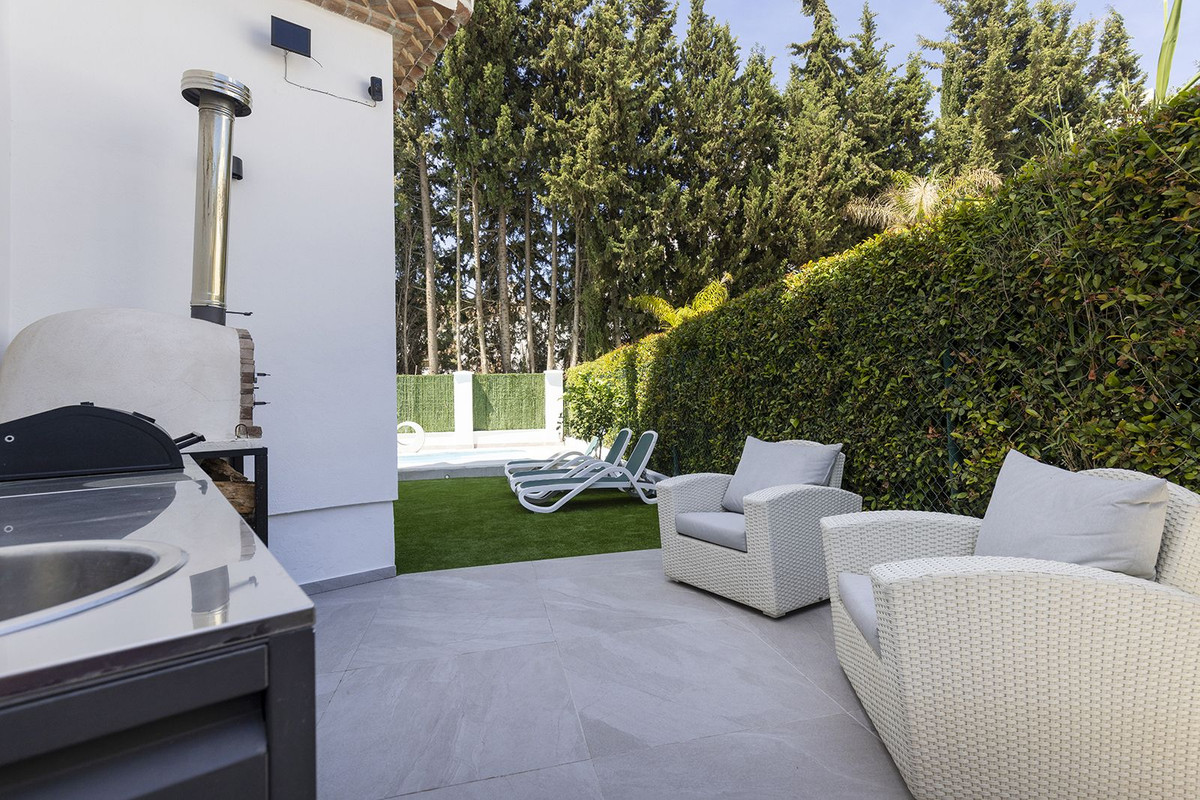 Huis te koop in Estepona | 5 slaapkamers H5374486