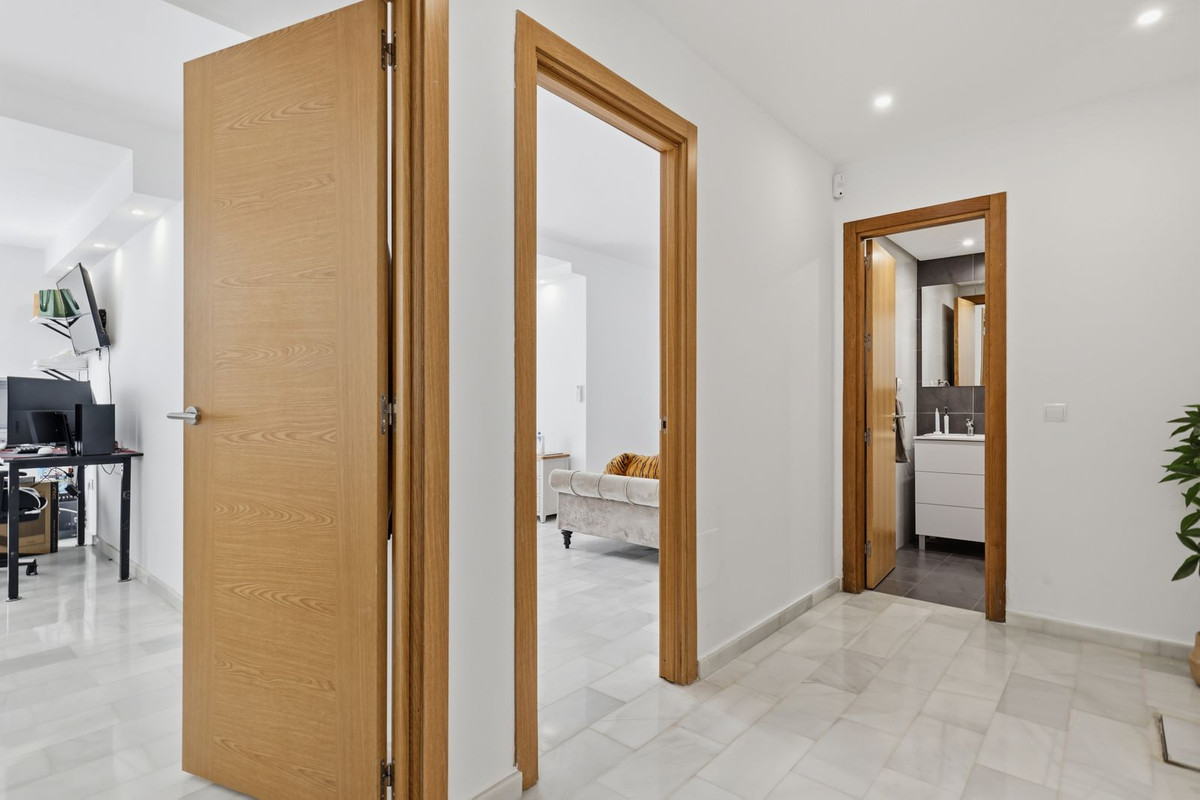 Huis te koop in Estepona | 5 slaapkamers H5374486