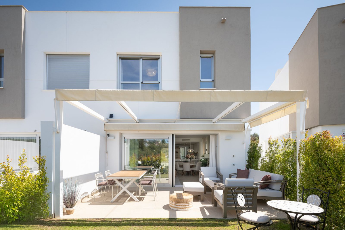 Huis te koop in Estepona | 3 slaapkamers H5374921