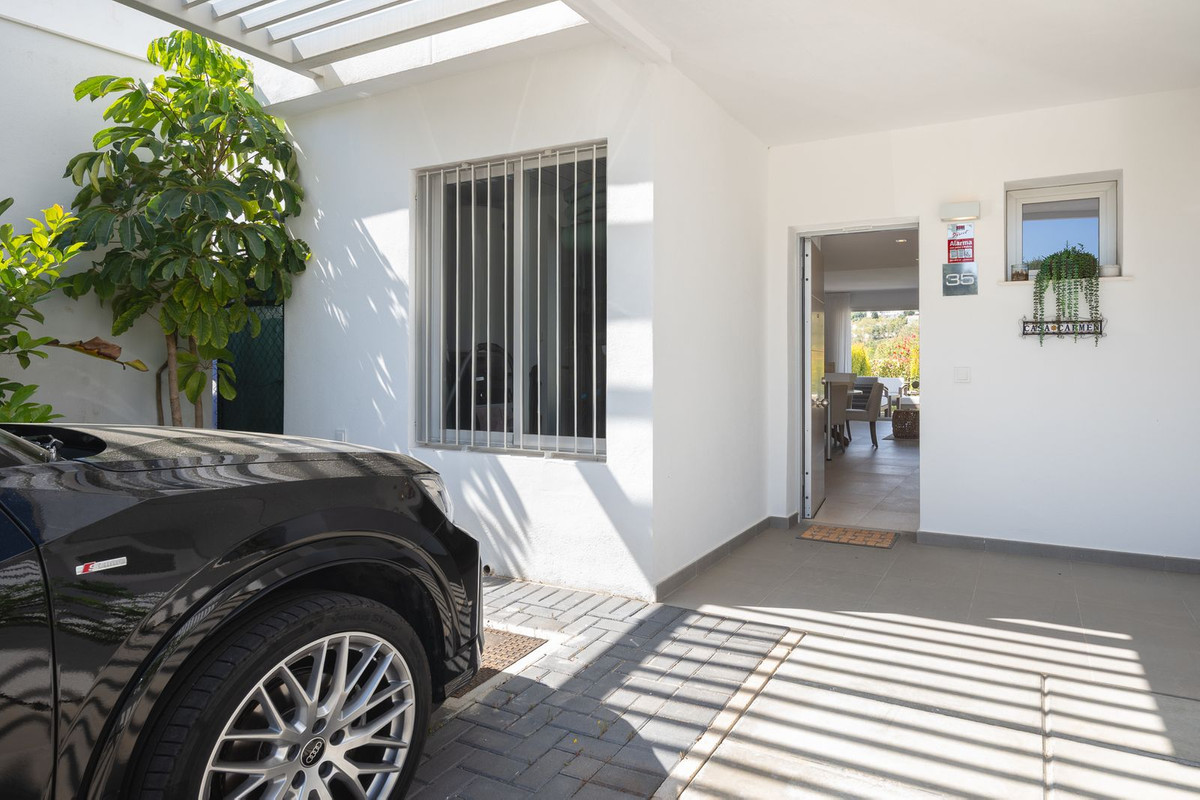 Huis te koop in Estepona | 3 slaapkamers H5374921
