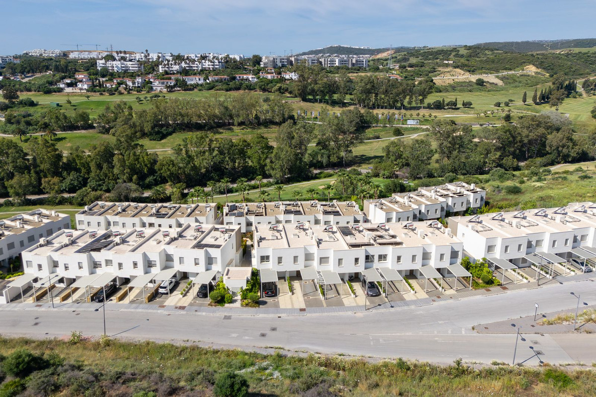 Huis te koop in Estepona | 3 slaapkamers H5374921