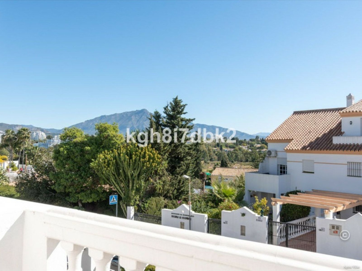 Huis te koop in Estepona | 4 slaapkamers H5380165