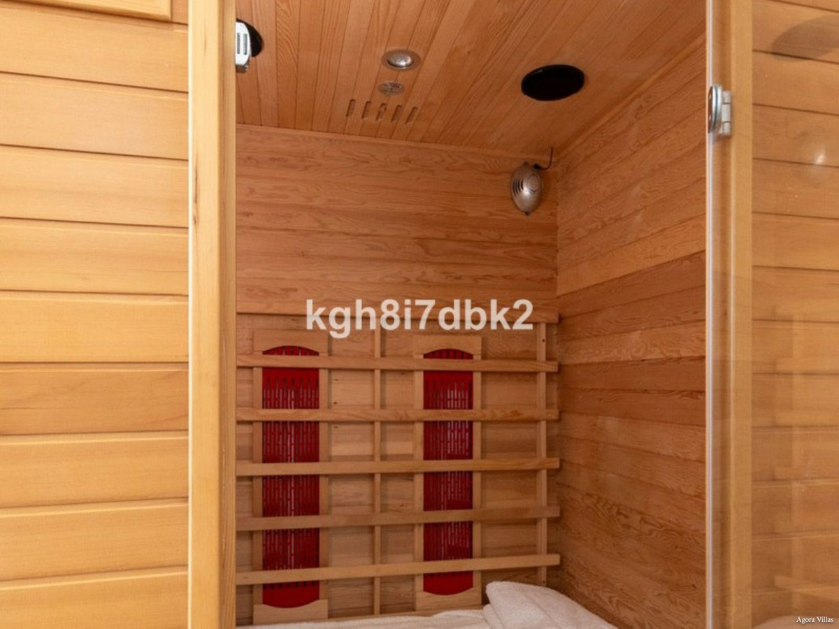 Huis te koop in Estepona | 4 slaapkamers H5380165