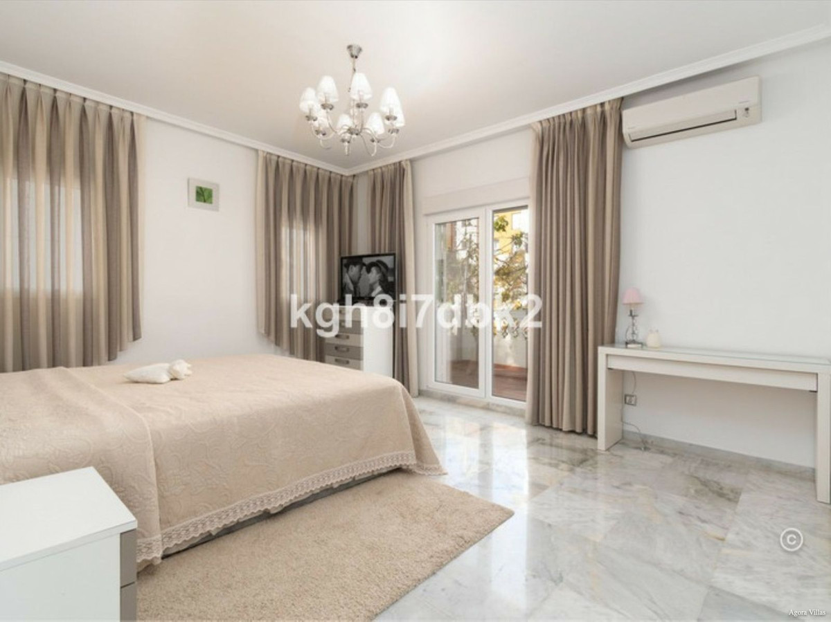 Huis te koop in Estepona | 4 slaapkamers H5380165