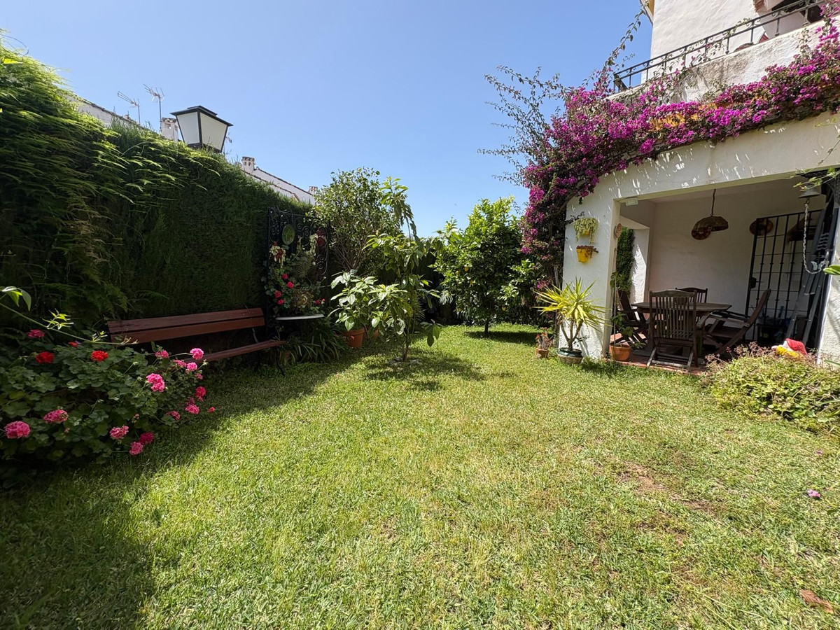 Huis te koop in Estepona | 4 slaapkamers H5383693