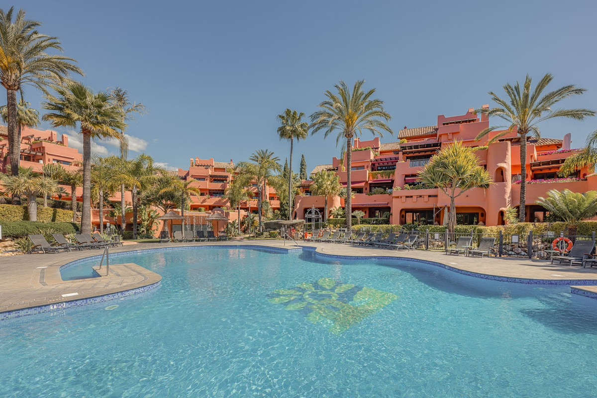 Appartement te koop in Estepona | 3 slaapkamers H5388103
