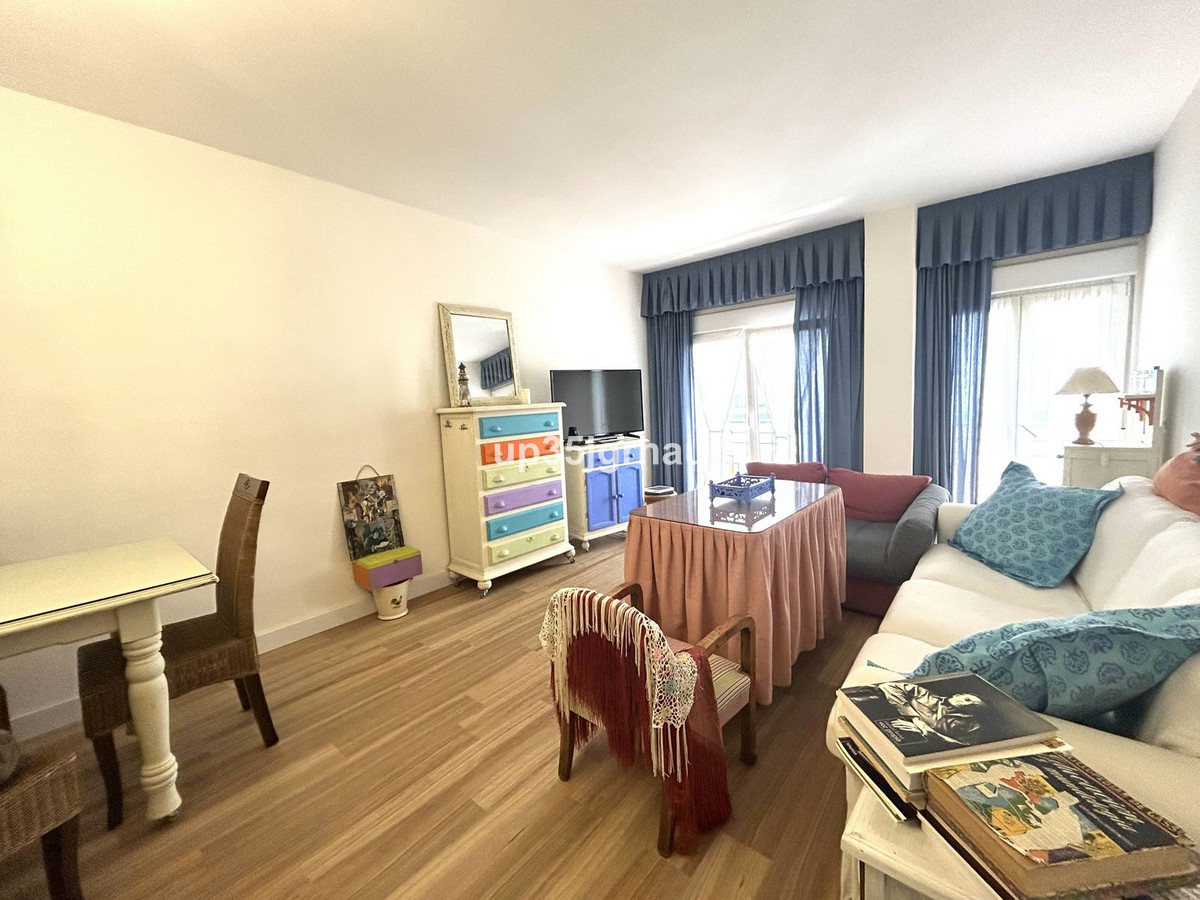 Huis te koop in Estepona | 2 slaapkamers H5389600