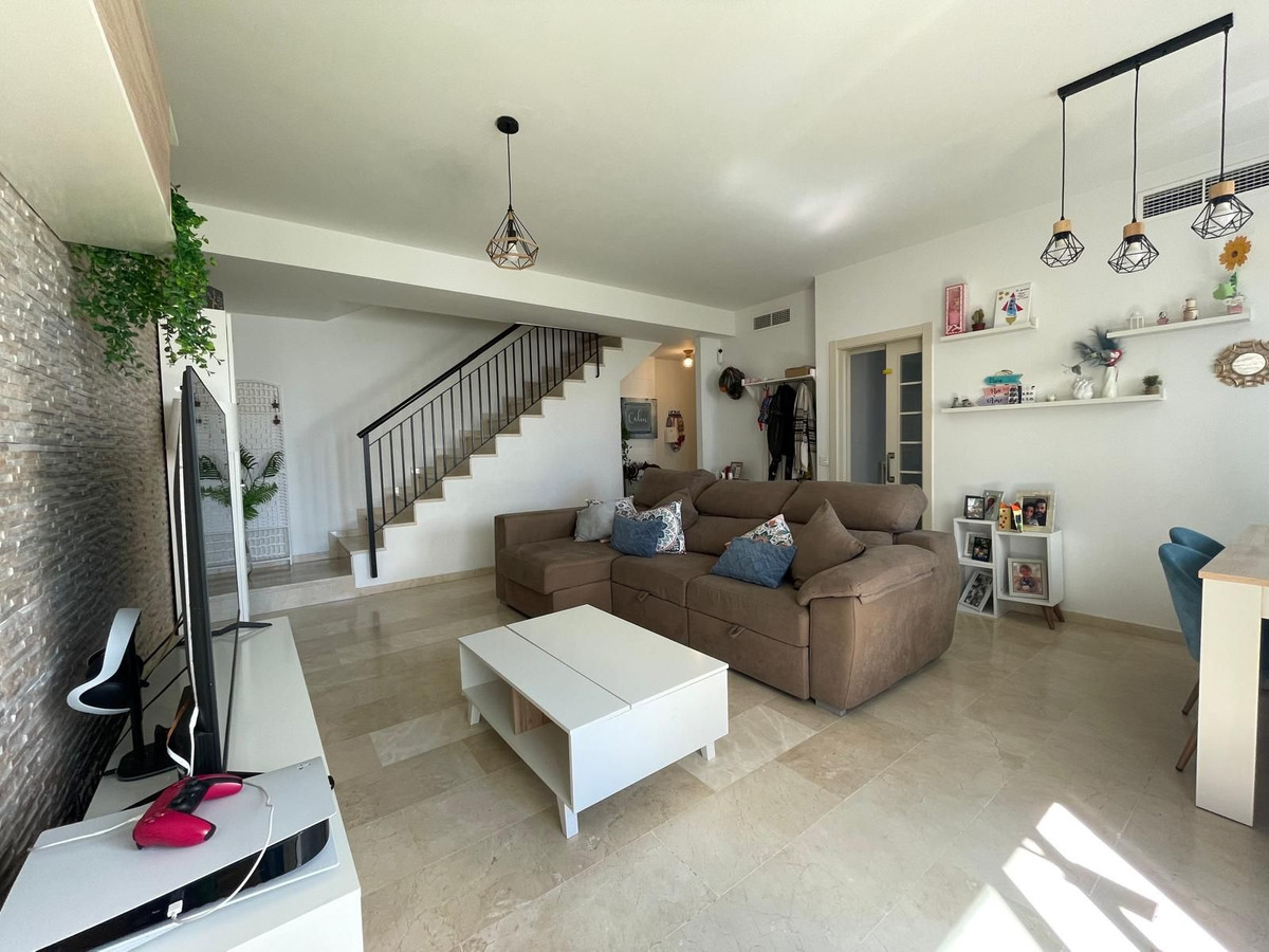 Huis te koop in Estepona | 3 slaapkamers H5389696