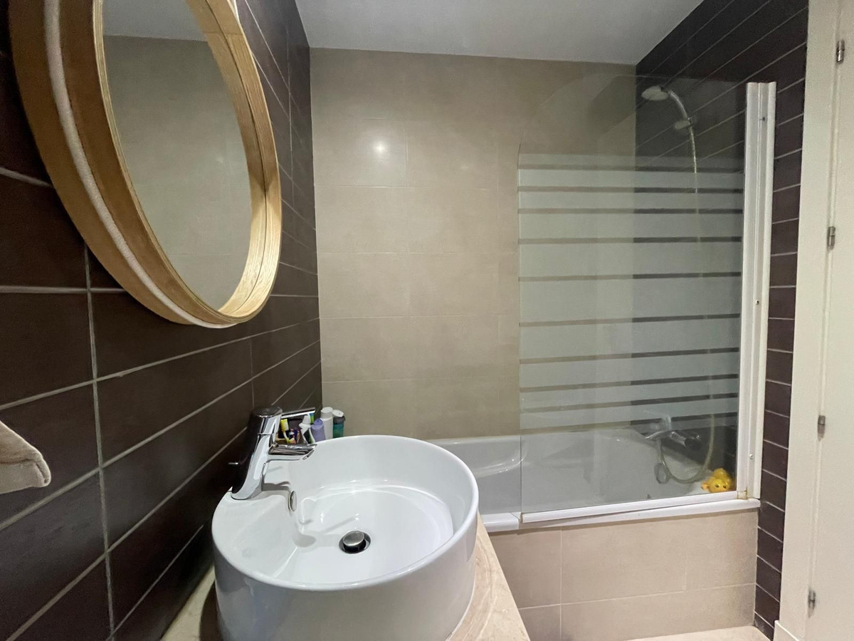 Huis te koop in Estepona | 3 slaapkamers H5389696