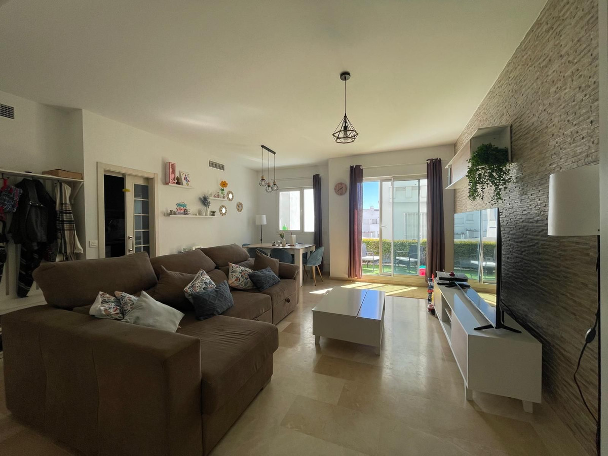 Huis te koop in Estepona | 3 slaapkamers H5389696