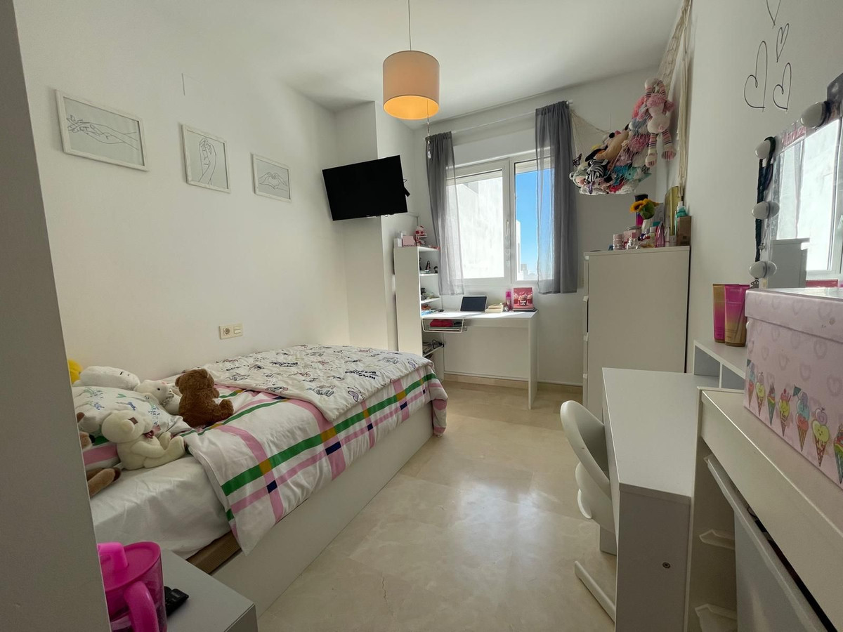 Huis te koop in Estepona | 3 slaapkamers H5389696