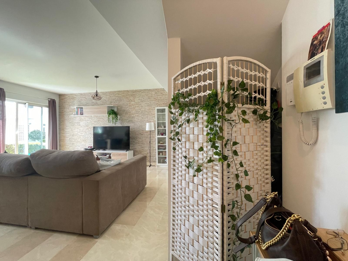 Huis te koop in Estepona | 3 slaapkamers H5389696