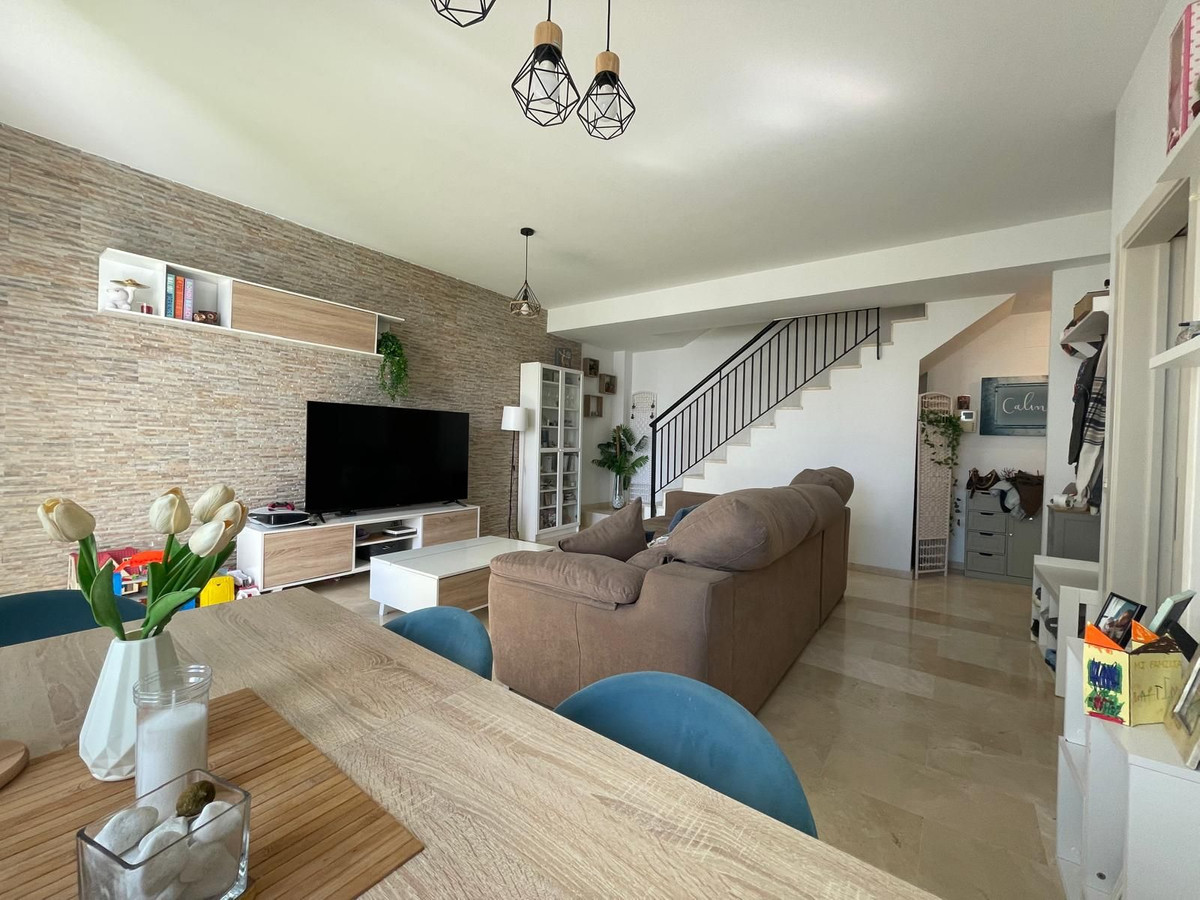 Huis te koop in Estepona | 3 slaapkamers H5389696