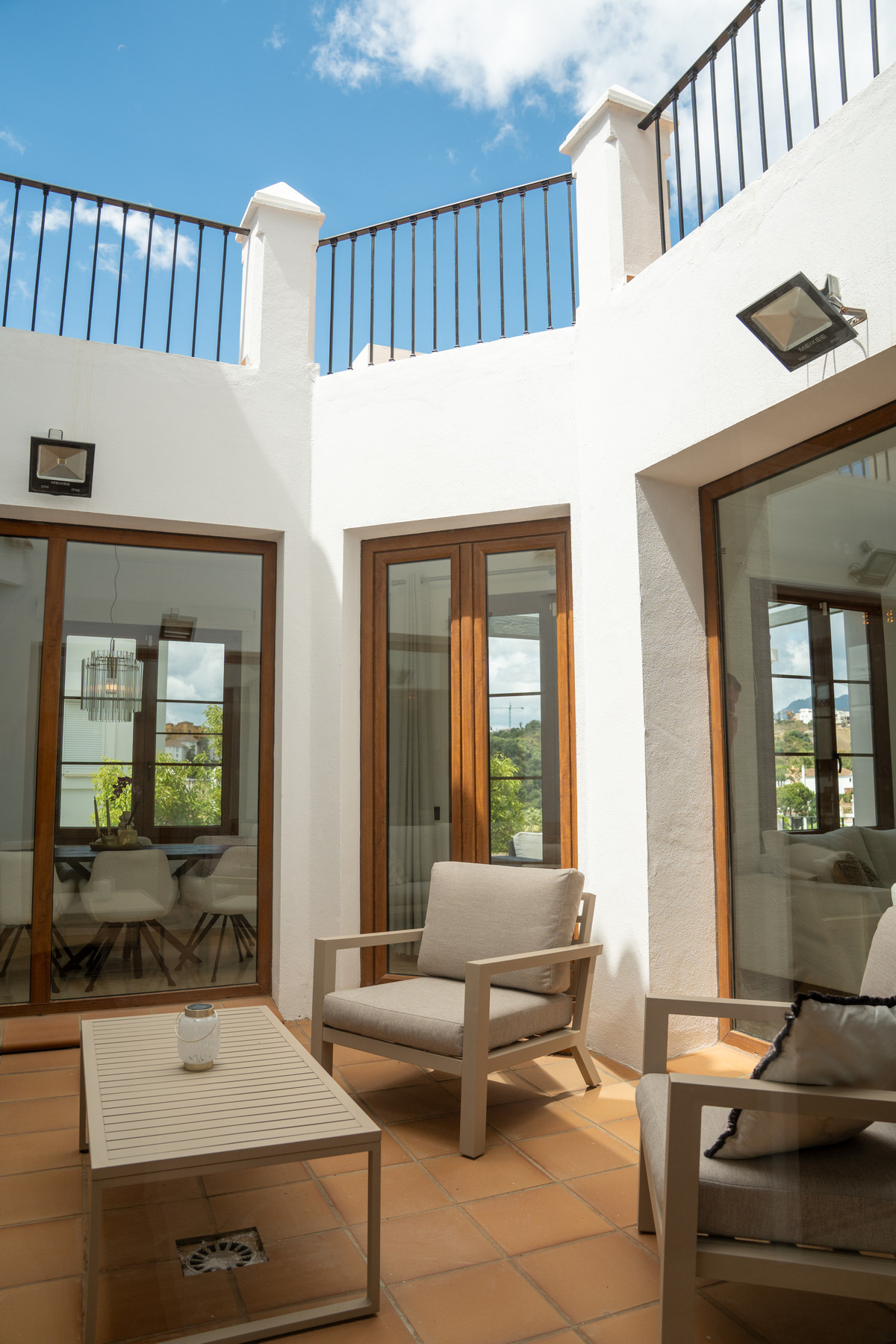 Huis te koop in Estepona | 4 slaapkamers H5390143