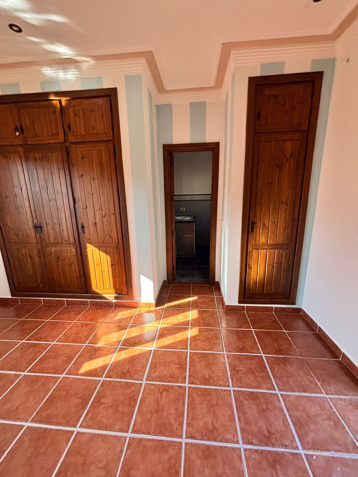 Huis te koop in Estepona | 5 slaapkamers H5391679