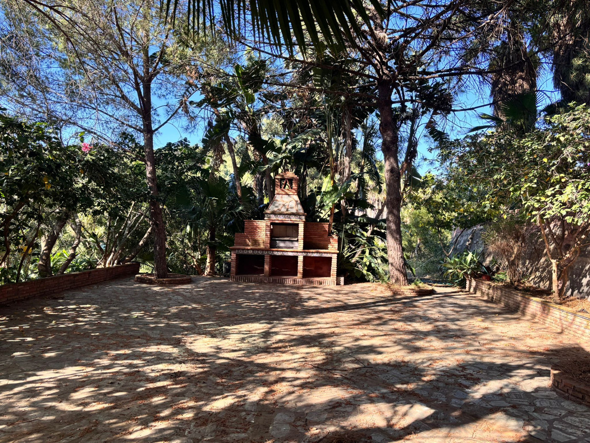 Huis te koop in Estepona | 5 slaapkamers H5391679