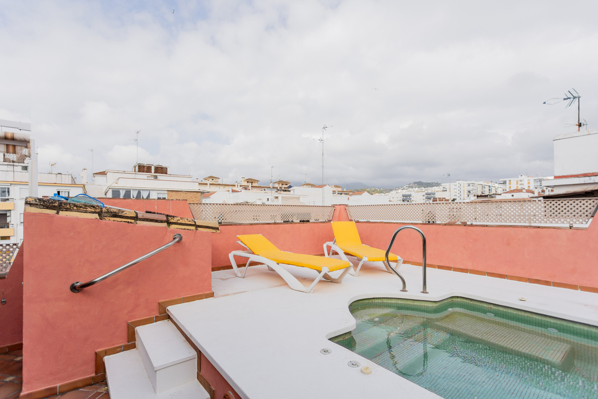 Appartement te koop in Estepona | 7 slaapkamers H5392306