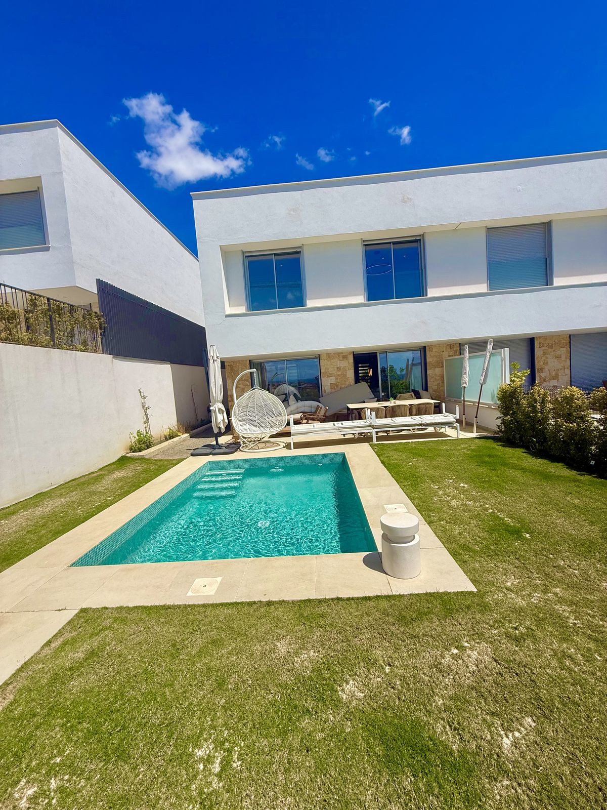 Huis te koop in Estepona | 4 slaapkamers H5394934