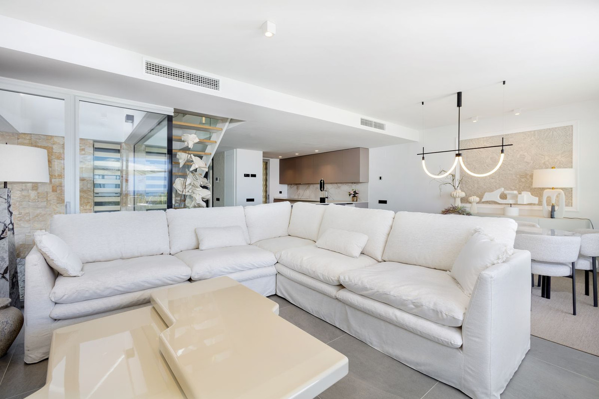 Huis te koop in Estepona | 4 slaapkamers H5394934