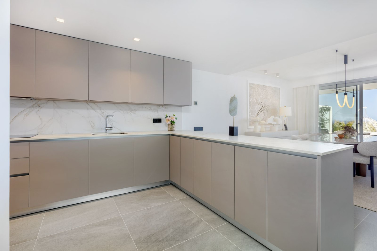 Huis te koop in Estepona | 4 slaapkamers H5394934