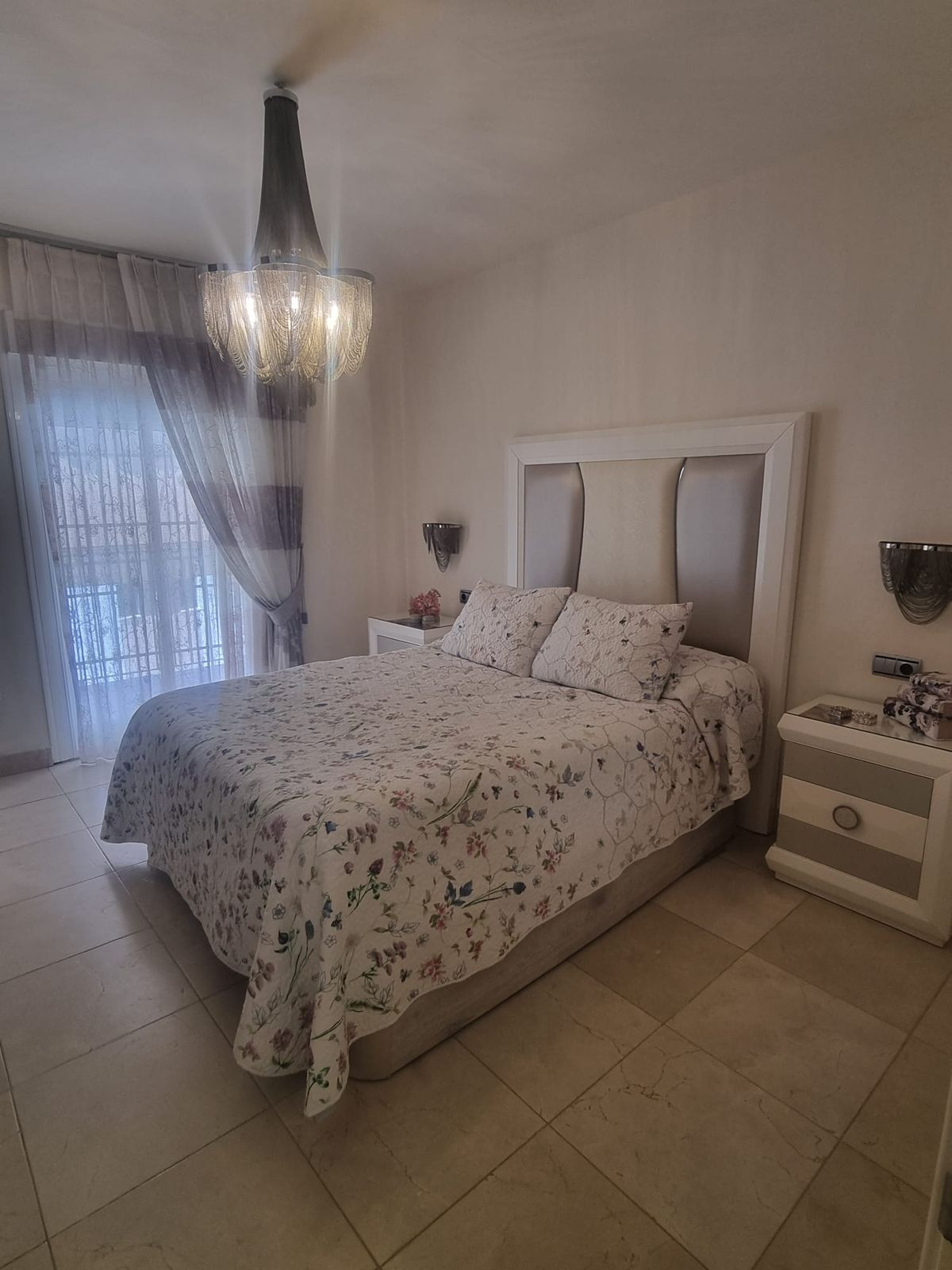 Appartement te koop in Estepona | 5 slaapkamers H5395000