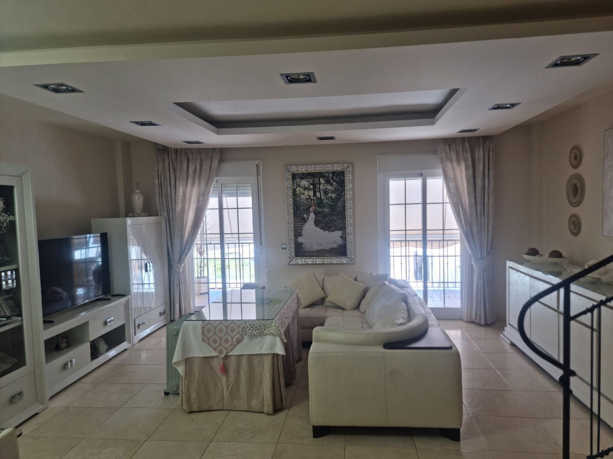 Appartement te koop in Estepona | 5 slaapkamers H5395000